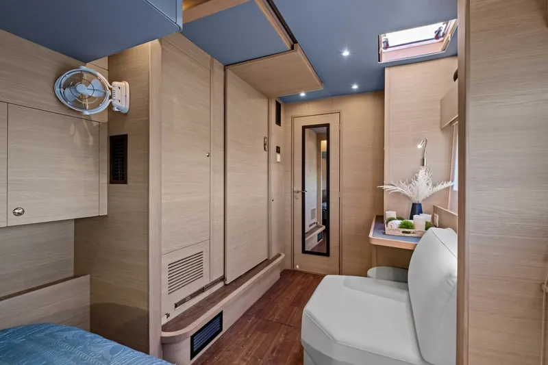 Slide: The Image of Aquila 54 Yacht 2022 - 32