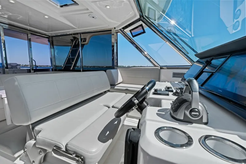 Slide: The Image of Aquila 54 Yacht 2022 - 49