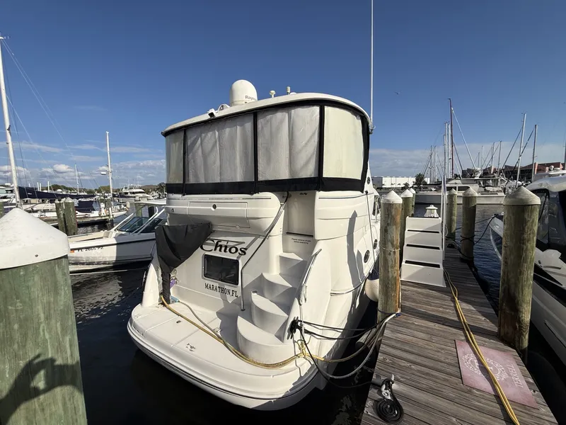 Slide: The Image of Sea Ray 390 Motor Yacht 2004 - 26
