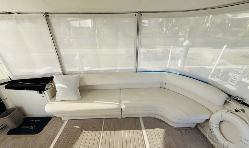 Slide: The Image of Sea Ray 390 Motor Yacht 2004 - 5