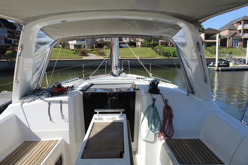Slide: The Image of Beneteau 35 Oceanis 2016 - 22