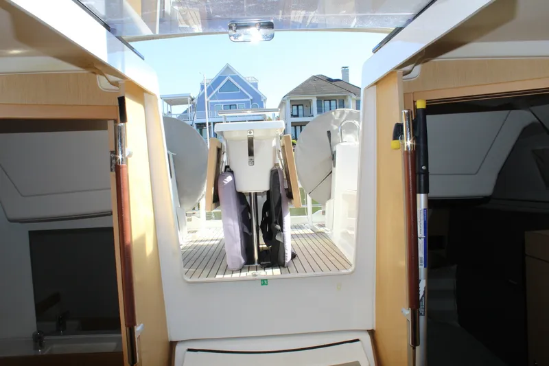 Slide: The Image of Beneteau 35 Oceanis 2016 - 37