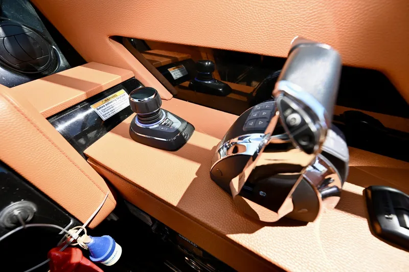 Slide: The Image of Cruisers 38 GLS OB 2022 - 18