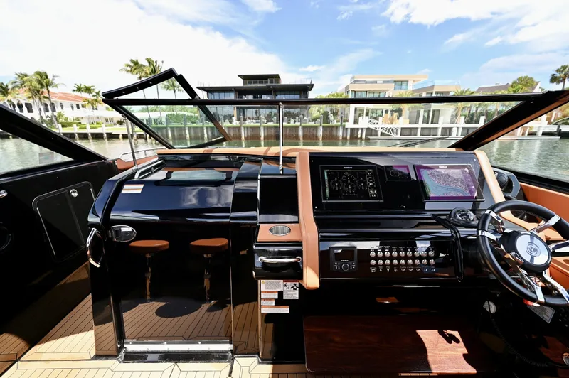 Slide: The Image of Cruisers 38 GLS OB 2022 - 20