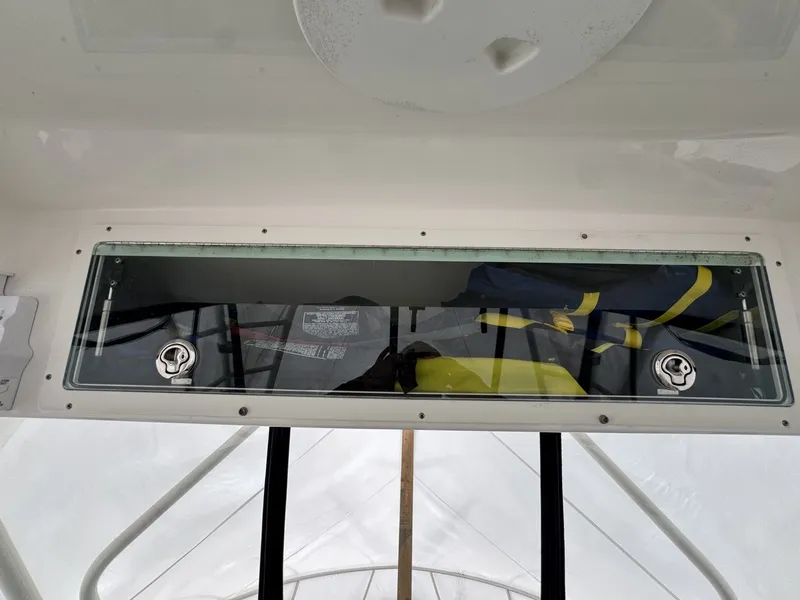 Slide: The Image of Robalo 305 2018 - 11