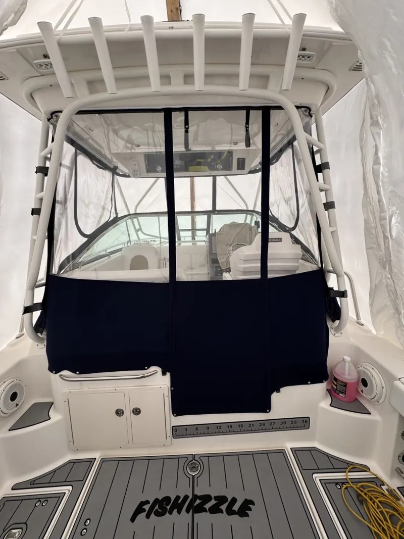 Slide: The Image of Robalo 305 2018 - 2