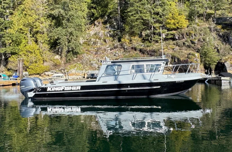 The Image of Kingfisher 2725 Weekender 2018 - 0
