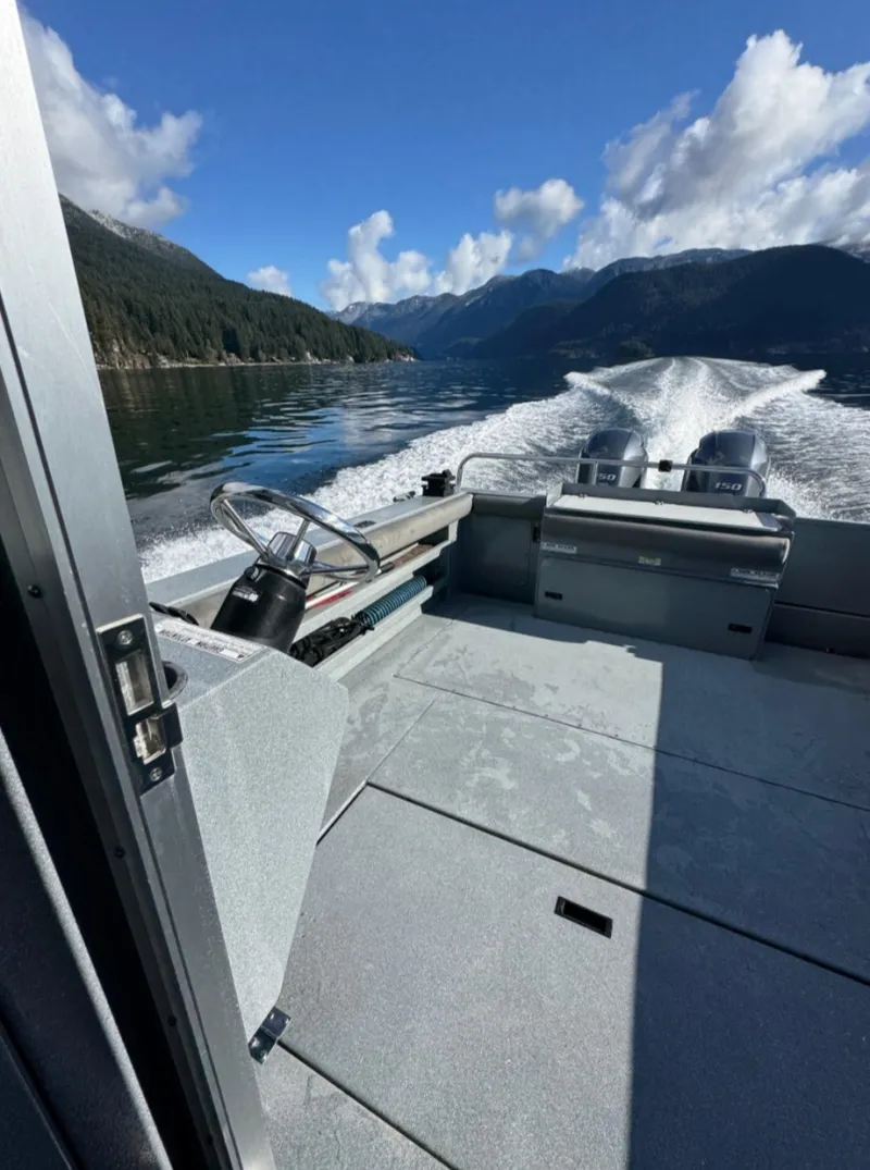 Slide: The Image of Kingfisher 2725 Weekender 2018 - 13