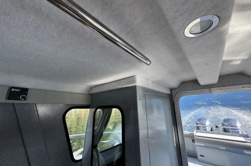 Slide: The Image of Kingfisher 2725 Weekender 2018 - 19