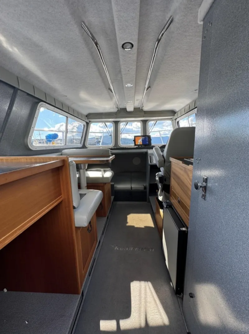 Slide: The Image of Kingfisher 2725 Weekender 2018 - 22