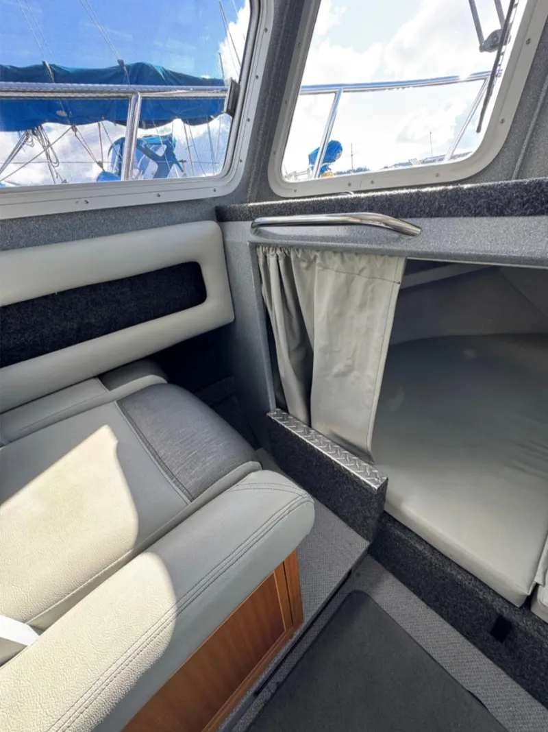 Slide: The Image of Kingfisher 2725 Weekender 2018 - 29