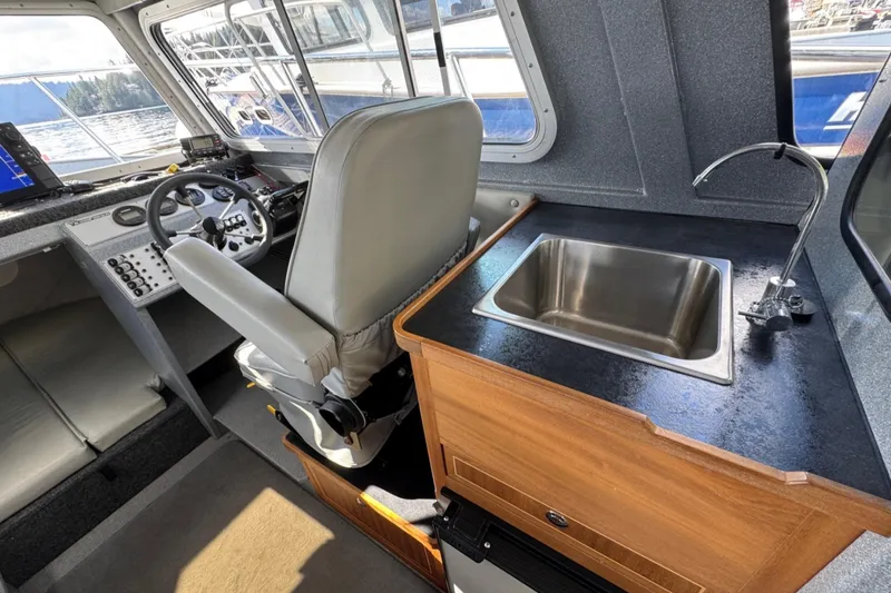 Slide: The Image of Kingfisher 2725 Weekender 2018 - 35