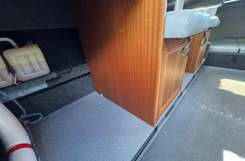 Slide: The Image of Kingfisher 2725 Weekender 2018 - 36