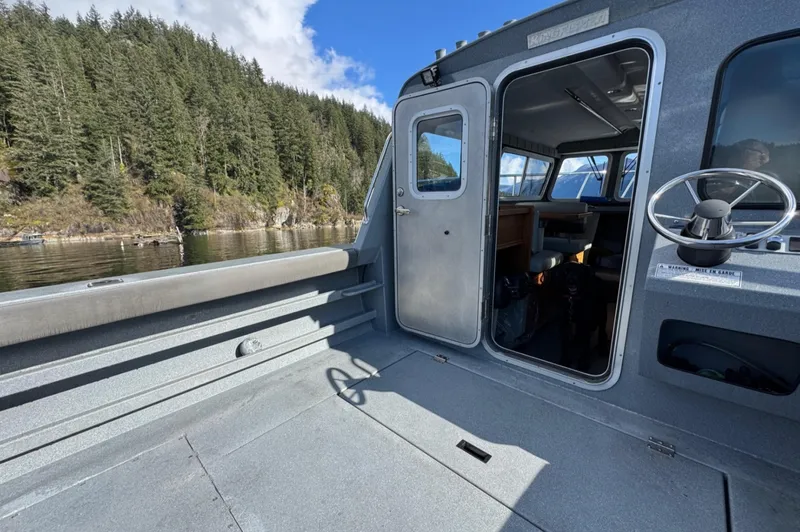 Slide: The Image of Kingfisher 2725 Weekender 2018 - 5