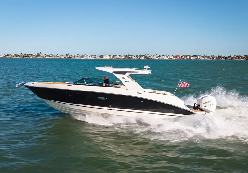 The Image of Sea Ray SLX 350 Outboard 2023 - 0