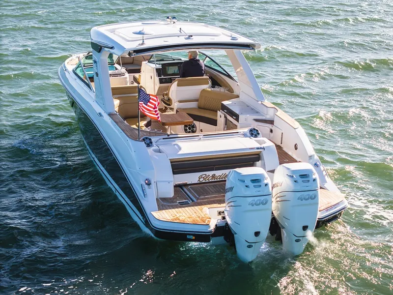 Slide: The Image of Sea Ray SLX 350 Outboard 2023 - 2