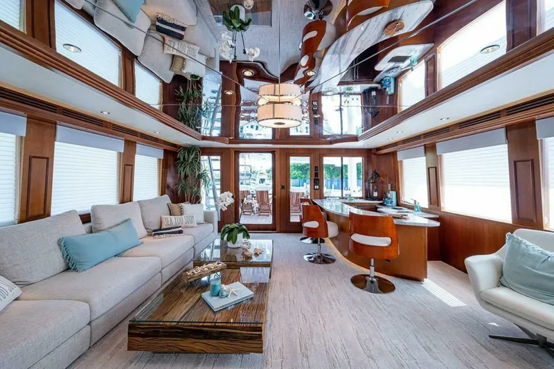 Slide: The Image of Hatteras 100 Raised Pilothouse 2003 - 3