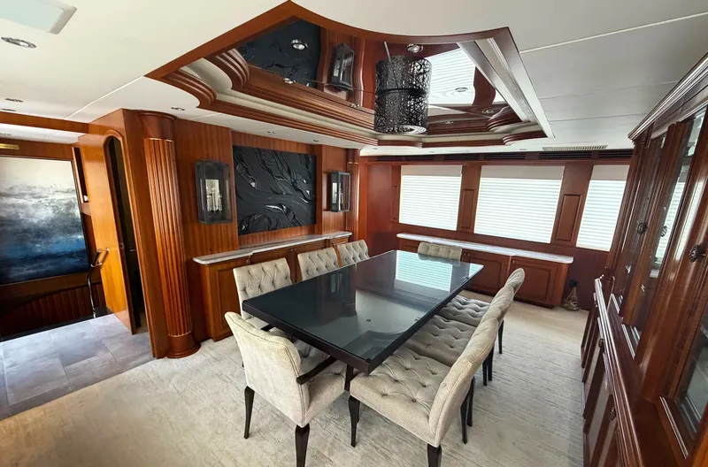 Slide: The Image of Hatteras 100 Raised Pilothouse 2003 - 4