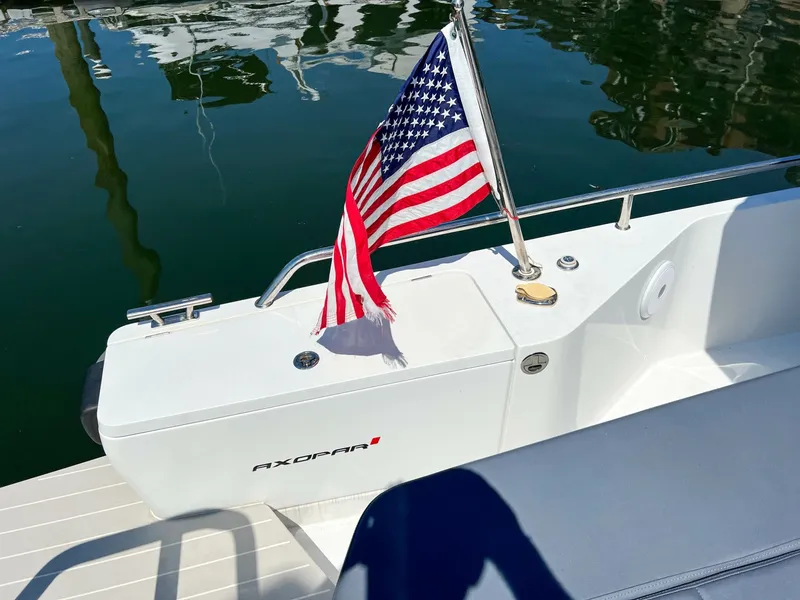 Slide: The Image of Axopar 28 Cabin 2020 - 16