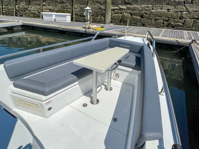 Slide: The Image of Axopar 28 Cabin 2020 - 9
