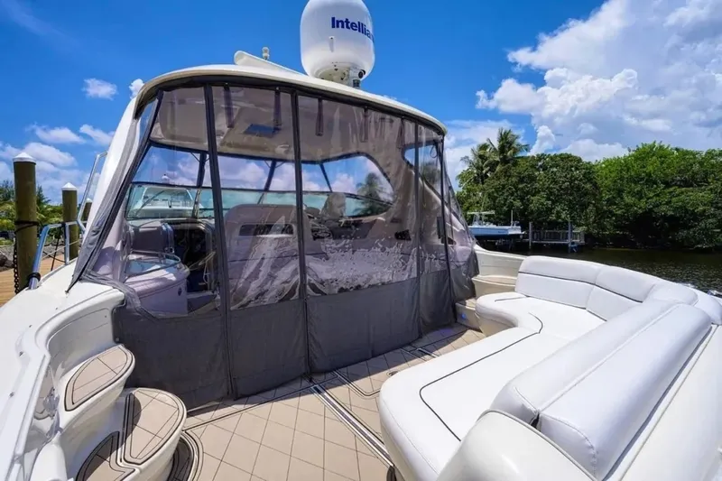 Slide: The Image of Sea Ray 550 Sundancer 2004 - 2