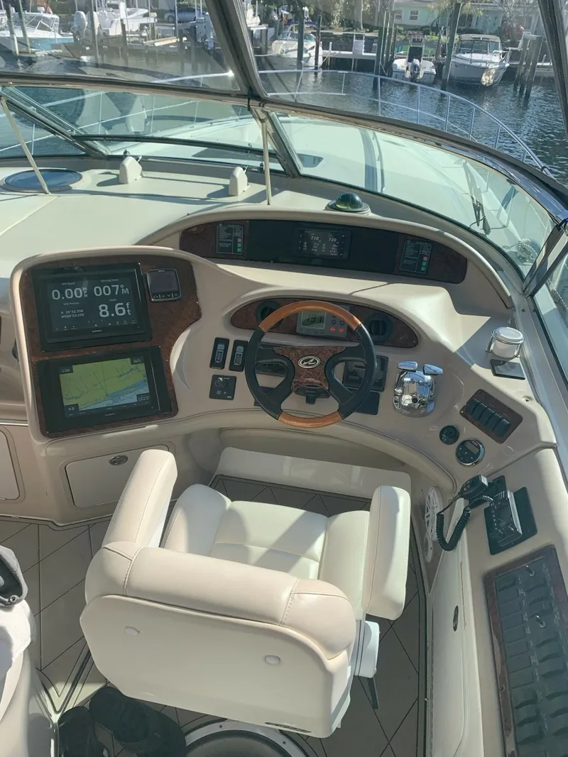 Slide: The Image of Sea Ray 550 Sundancer 2004 - 5