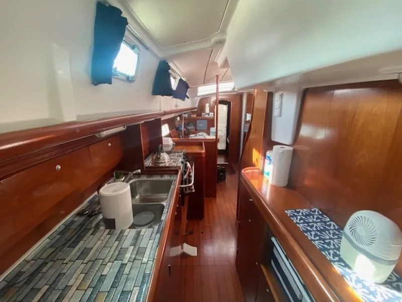 Slide: The Image of Beneteau 42 CC 2005 - 10