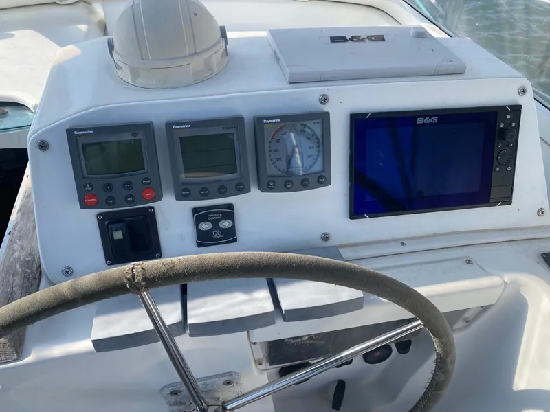 Slide: The Image of Beneteau 42 CC 2005 - 4