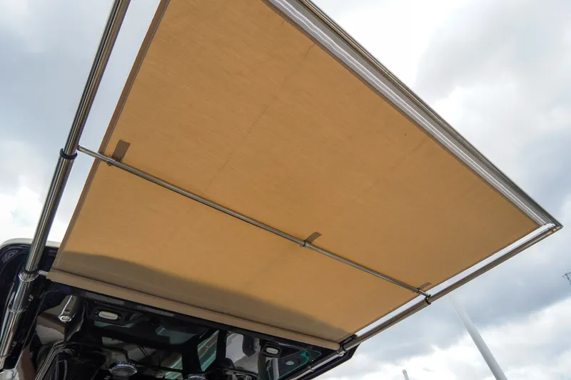Slide: The Image of Chris-Craft 31 Catalina 2026 - 33