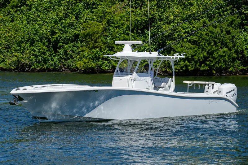 The Image of Yellowfin 34 Offshore 2023 - 0