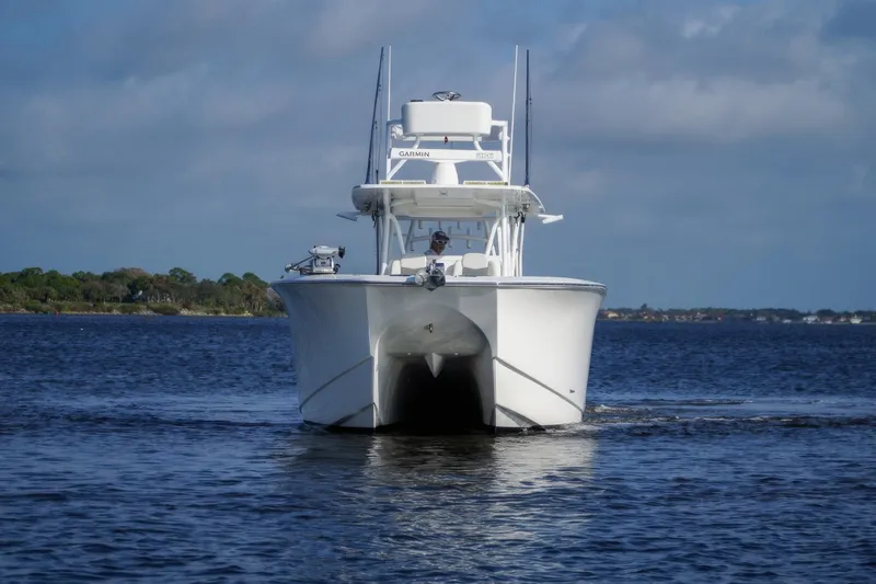 Slide: The Image of Sea Hunter 41 CTS 2022 - 33