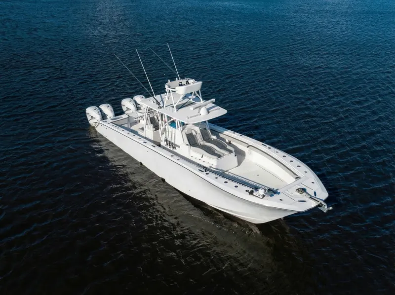 Slide: The Image of Sea Hunter 41 CTS 2022 - 36