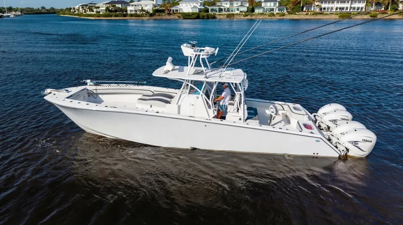Slide: The Image of Sea Hunter 41 CTS 2022 - 39