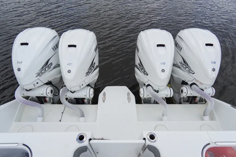 Slide: The Image of Sea Hunter 41 CTS 2022 - 6