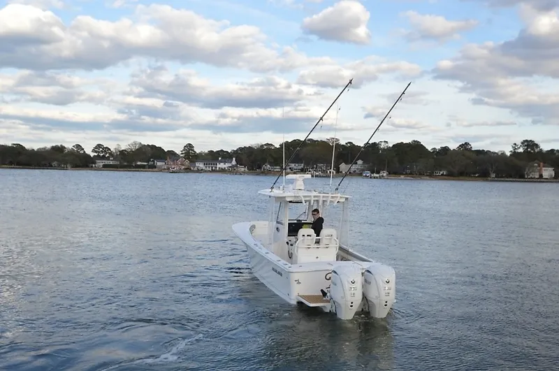Slide: The Image of Regulator Marine 28 FS 2024 - 13
