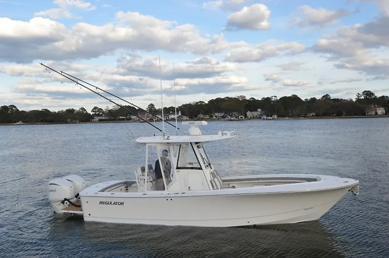 Slide: The Image of Regulator Marine 28 FS 2024 - 8