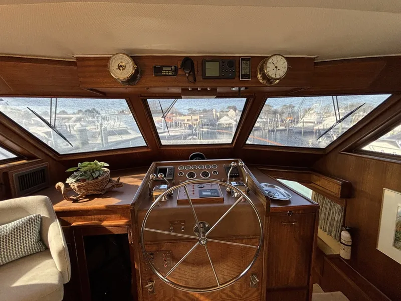Slide: The Image of Hatteras Motor Yacht 1979 - 12