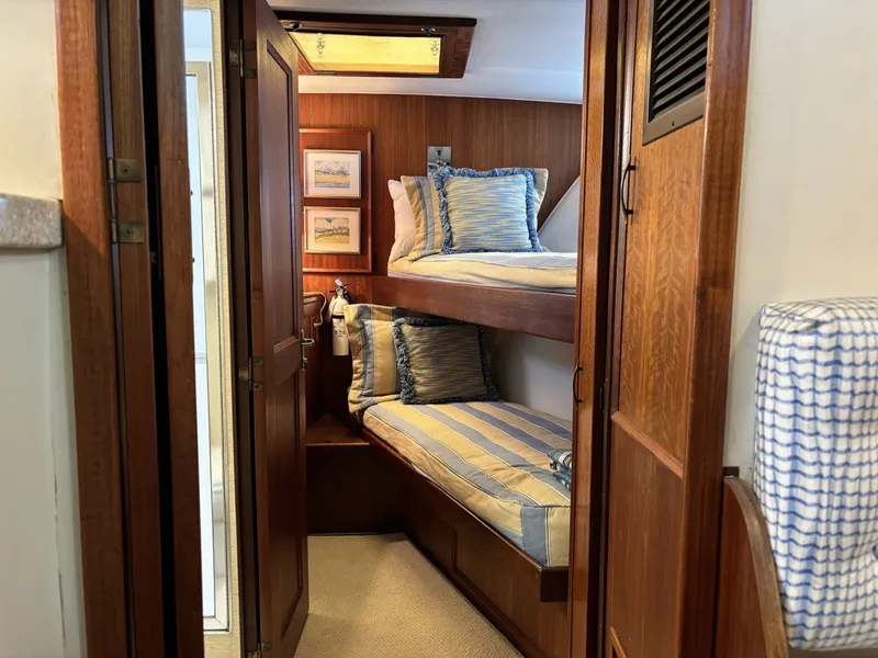 Slide: The Image of Hatteras Motor Yacht 1979 - 20