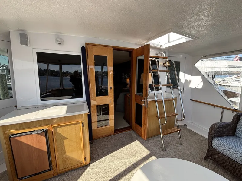 Slide: The Image of Hatteras Motor Yacht 1979 - 8