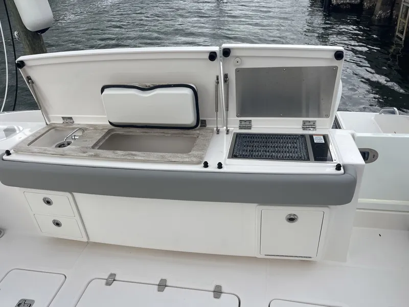 Slide: The Image of Pursuit S 408 Sport 2017 - 21