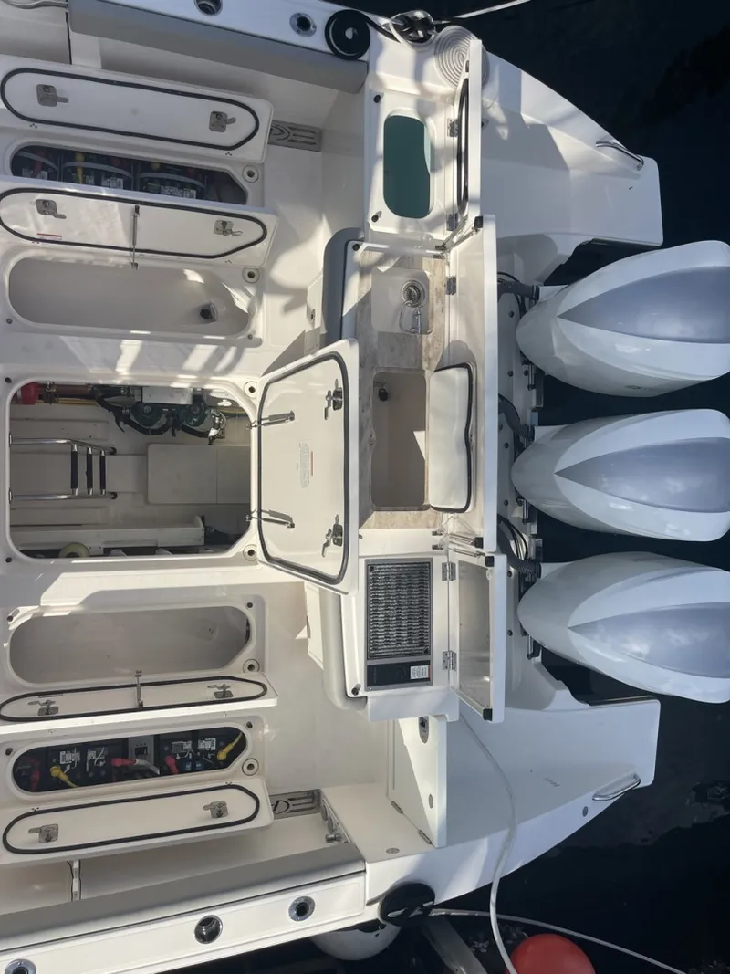 Slide: The Image of Pursuit S 408 Sport 2017 - 26
