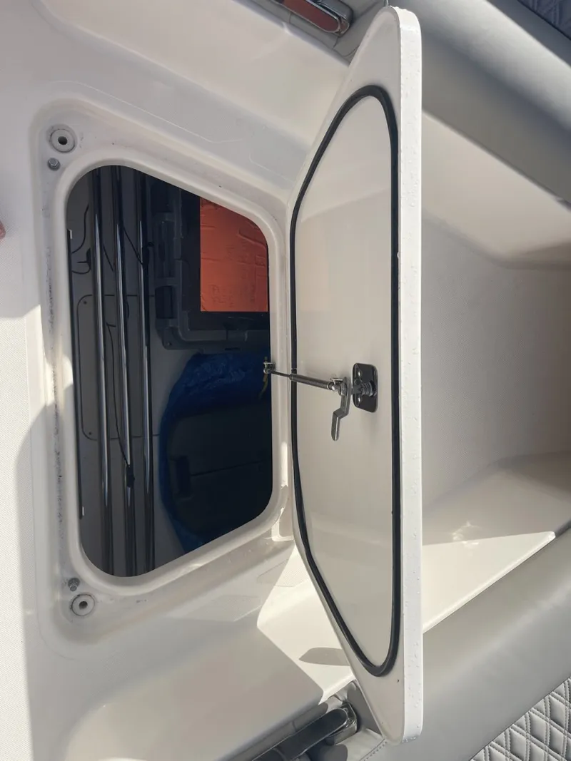 Slide: The Image of Pursuit S 408 Sport 2017 - 35