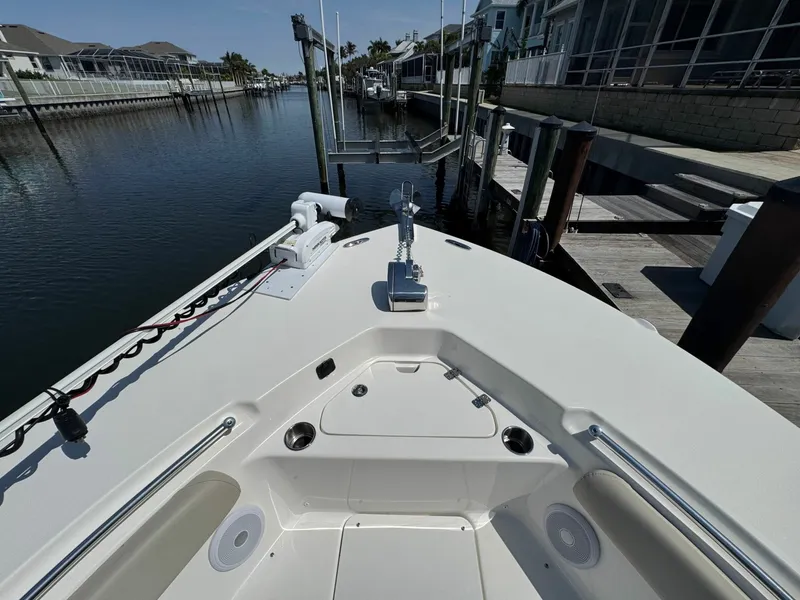 Slide: The Image of Key West 244 Center Console 2022 - 32