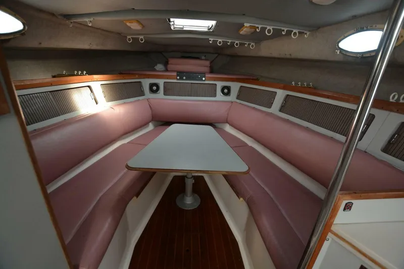 Slide: The Image of Luhrs Alura 1987 - 18