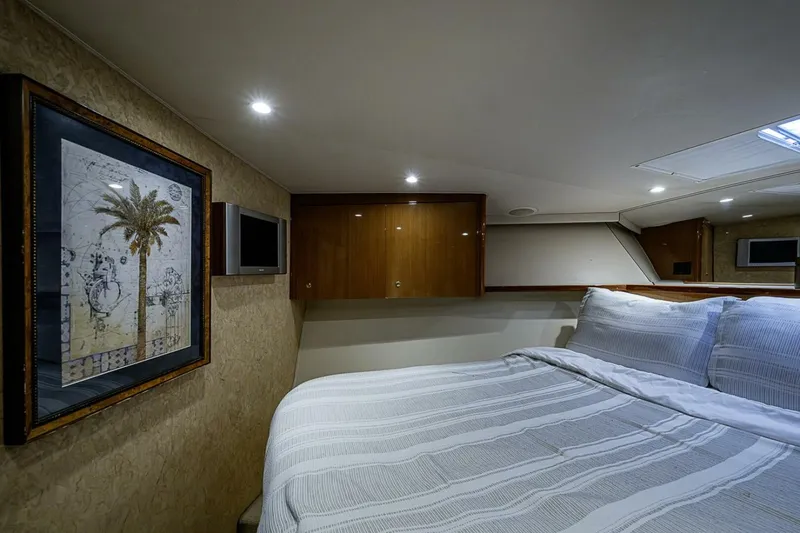 Slide: The Image of Viking 48 Convertible 2003 - 27