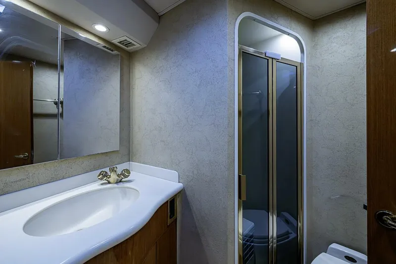 Slide: The Image of Viking 48 Convertible 2003 - 31
