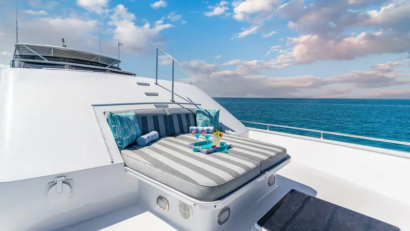 Slide: The Image of Broward Raised Pilothouse 1997 - 16