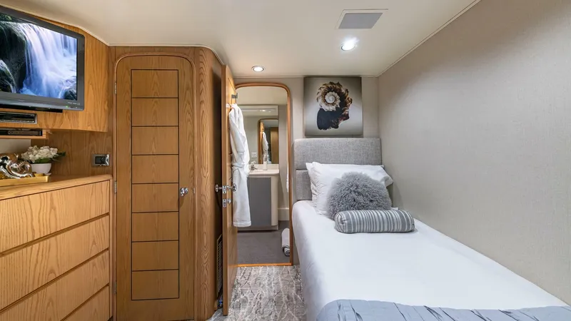 Slide: The Image of Broward Raised Pilothouse 1997 - 38