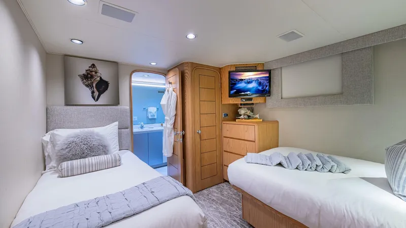 Slide: The Image of Broward Raised Pilothouse 1997 - 81