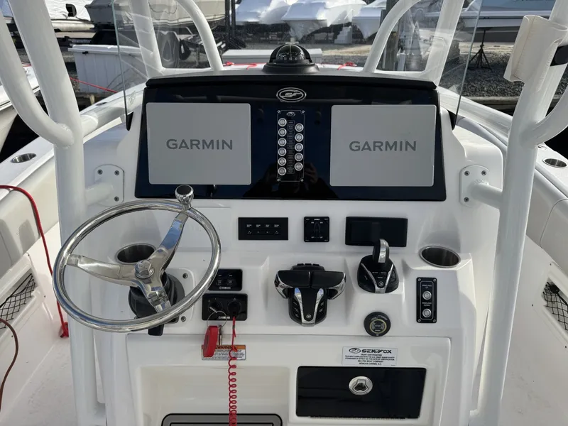 Slide: The Image of Sea Fox 268 Commander 2023 - 8